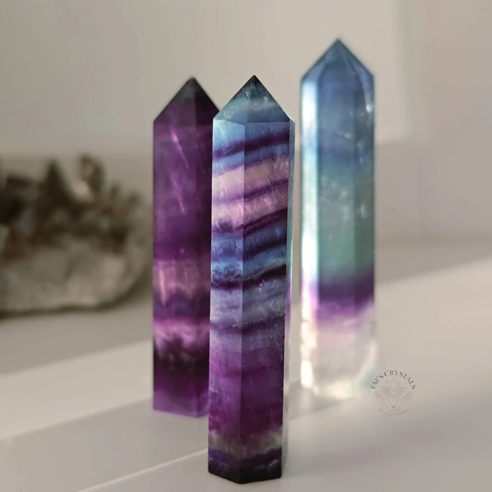 FLUORIT střední obelisk 5-6cm