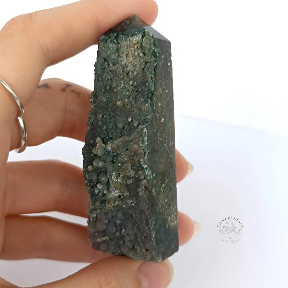 ACHÁT HROZNOVÝ obelisk polosurový č.17 56,9g