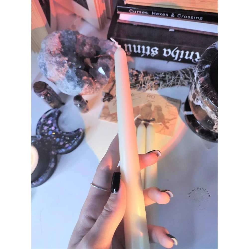 SVÍCE BÍLÁ 24cm