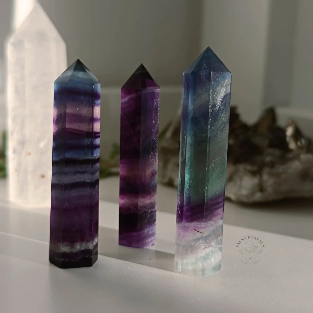 FLUORIT střední obelisk 5-6cm