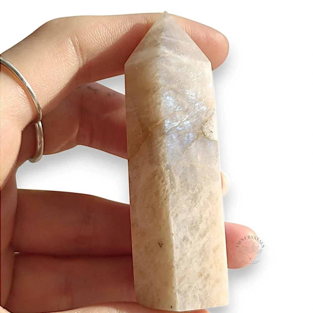 BROSKVOVÝ MĚSÍČNÍ KÁMEN obelisk č.5. 63,1g